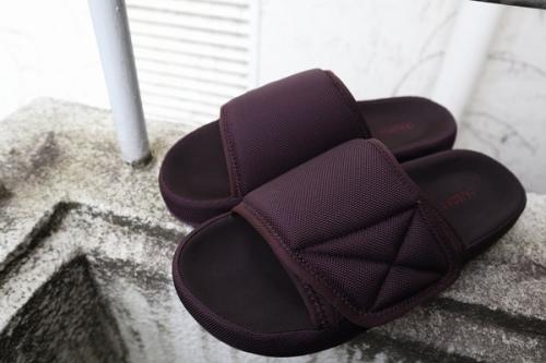 ストリートブランドのYEEZY