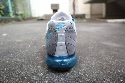 ナイキのVAPOR MAX95