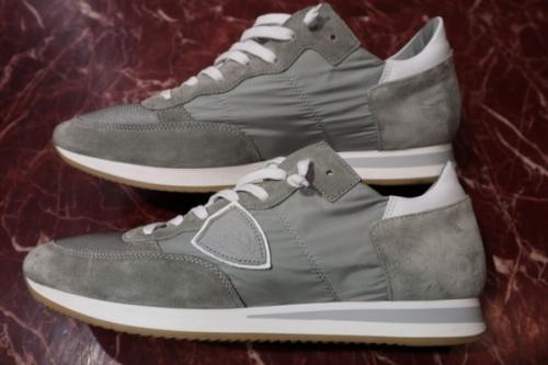 コンビローカットロゴスニーカーのメンズ