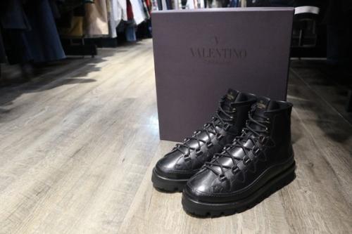 ラグジュアリーブランドのVALENTINO
