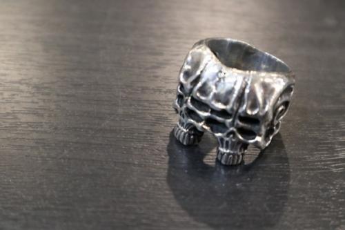 アンダーカバーのRUDE GALLERY