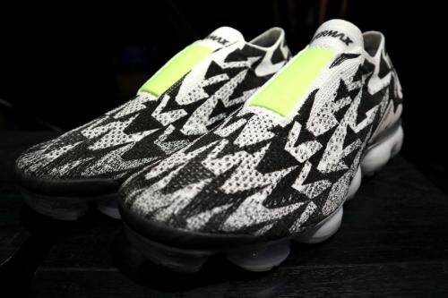 コラボ・別注アイテムのNIKE×ACRONYM