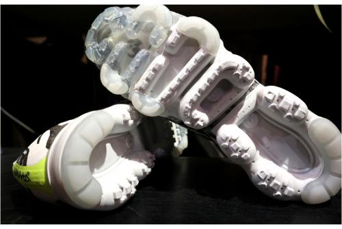 AIR VAPORMAX FK MOC 2のメンズ