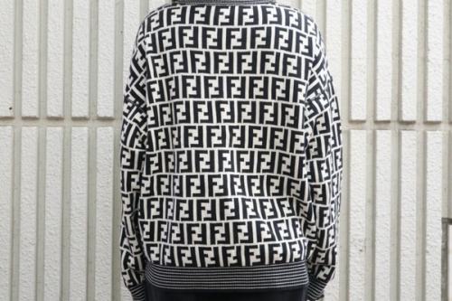 ヴィンテージズッカ柄ニットのレディース