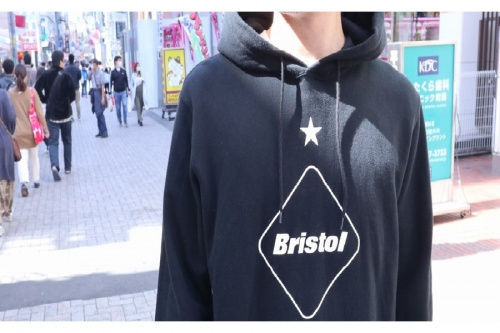 ストリートブランドのFCRB