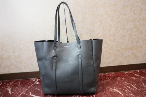 BALENCIAGAのバレンシアガ