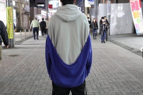 AMBUSH／アンブッシュ】よりテープディテールドッキングプル