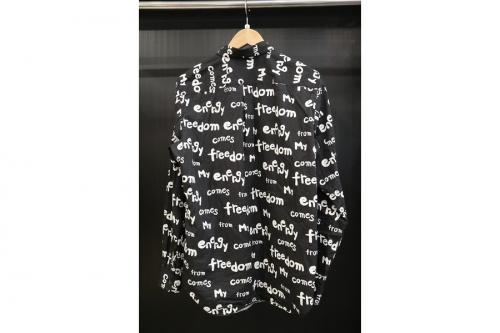 ブラックコムデギャルソンの総柄長袖シャツ