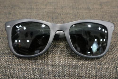 RAYBANのレイバン