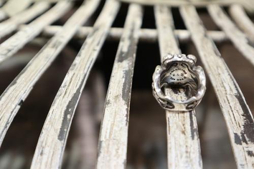 レザーズアンドトレジャーズのリング