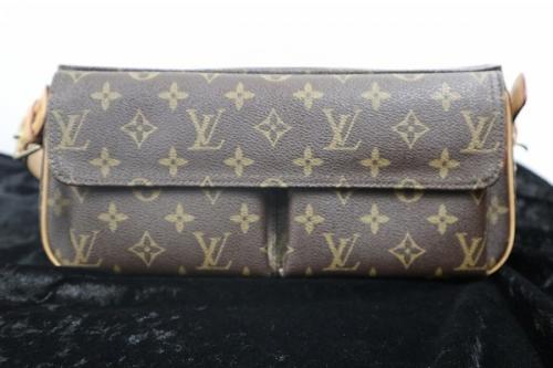 LOUIS VUITTON 　のルイ ヴィトン　