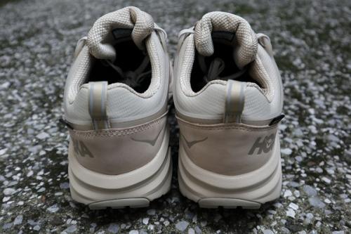 ホカ オネオネのCHALLENGER LOW GTX WIDE