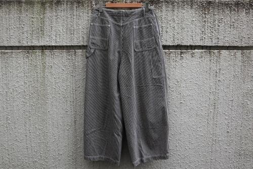 Needles ニードルス NEPENTHES ヒザデルパンツ サイズM 個性的なNeedles・ヒザデルパンツ、そのバリエーションやサイズ