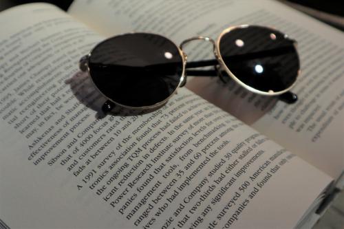 OLIVER PEOPLESのオリバーピープルズ