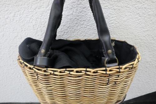 紅藤かごバッグのブライドルレザー