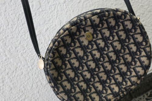 クリスチャン ディオールのヴィンテージサークルショルダーバッグ