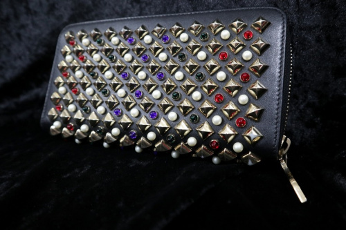 ラグジュアリーブランドのChristian Louboutin