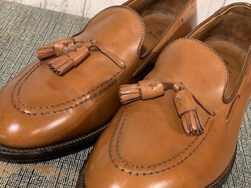 オールデンのタッセルローファー