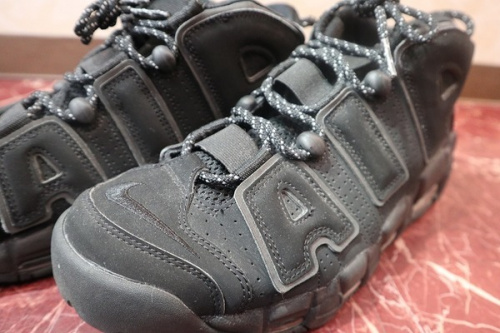 スニーカーのNIKE