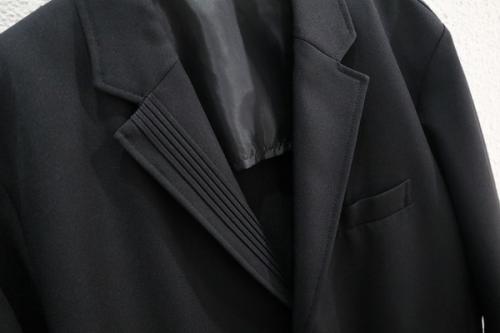 ME06-FD018のプリーツデザイン2Bテーラードジャケット
