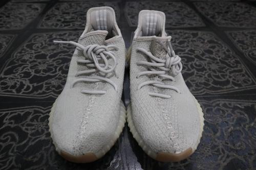 adidasのアディダス