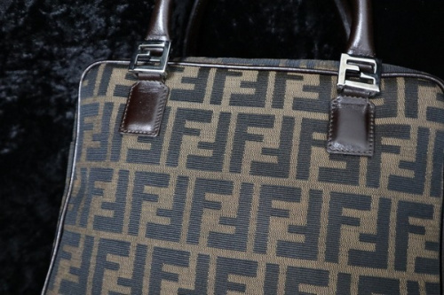 ラグジュアリーブランドのFENDI