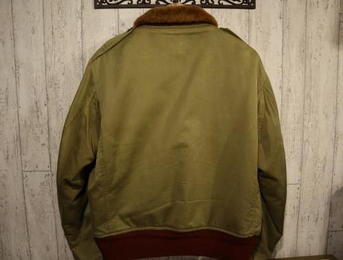 バズリクソンのB-10