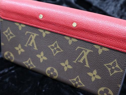 ルイ ヴィトン のポルトフォイユ・パラス