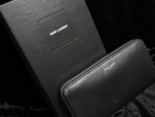 インポートブランドのSaint Laurent Paris