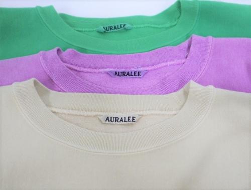 オーラリーのSUPER MILLED SWEAT