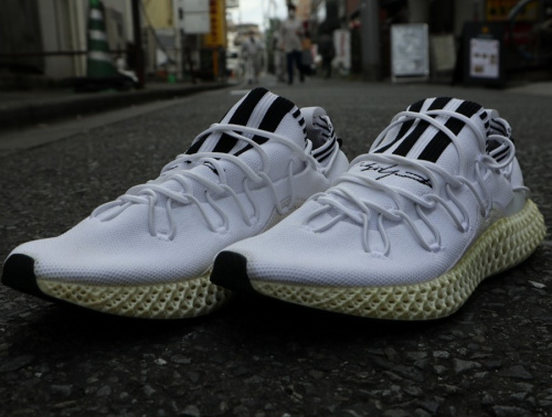 ドメスティックブランドのY-3