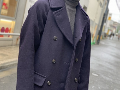 ドメスティックブランドのCOMOLI