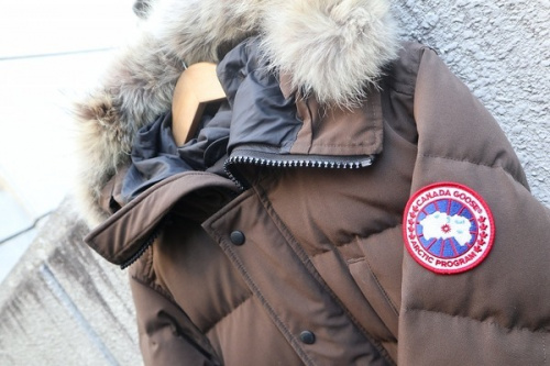 インポートブランドのCANADA GOOSE