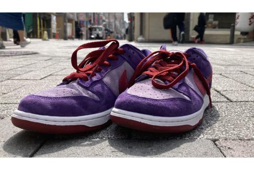 ナイキのDUNK LOW SP PLUM 2020