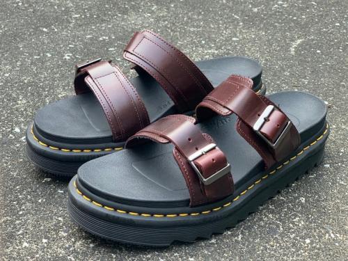 定番革靴ブランド【Dr.Martens / ドクターマーチン】より