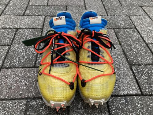 CD8178-700のWMNS VAPOR STREET