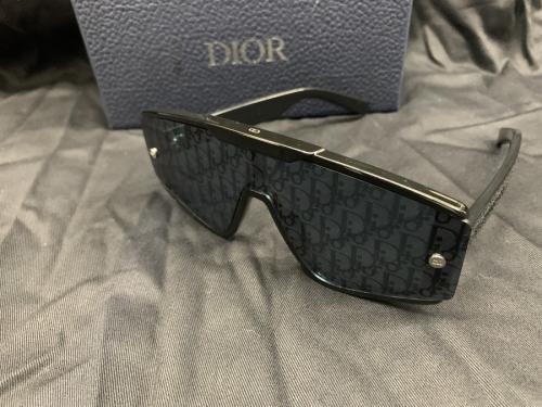 ディオールのXTRMMUAT 10B8