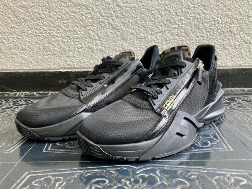 フェンディの7E1392EKV