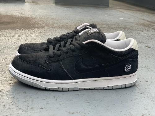 ナイキエスビーのDUNK LOW