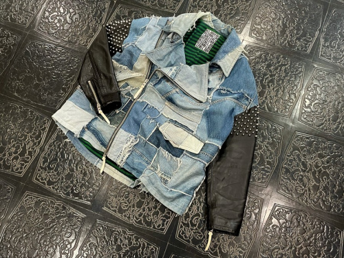 ドメスティックブランドのjuvenile hall rollcall