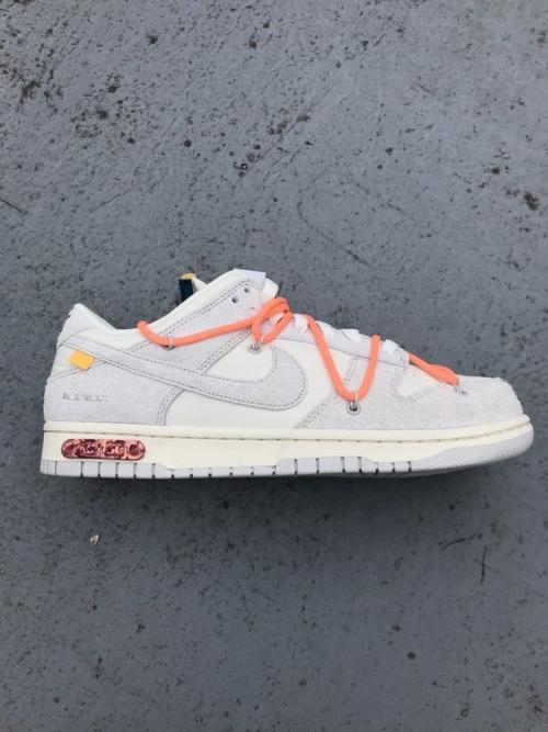 NIKE×Off-Whiteのナイキ×オフホワイト