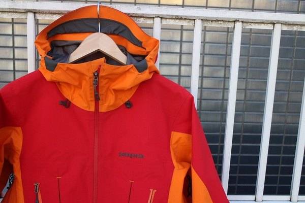 アルパインシリーズ最高峰 Patagonia【パタゴニア】よりスーパー