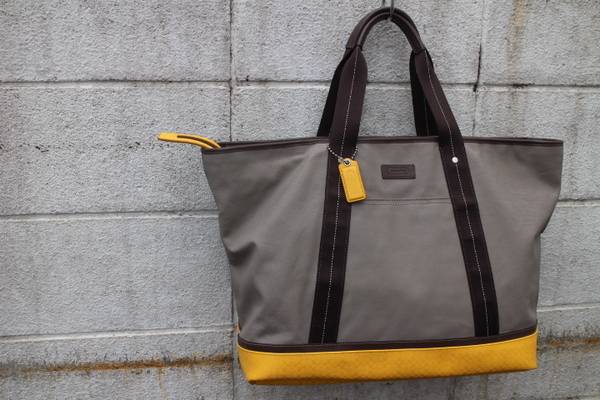 一目で分かるカッコ良さ！COACH(コーチ) F70832！！ -[トレファク