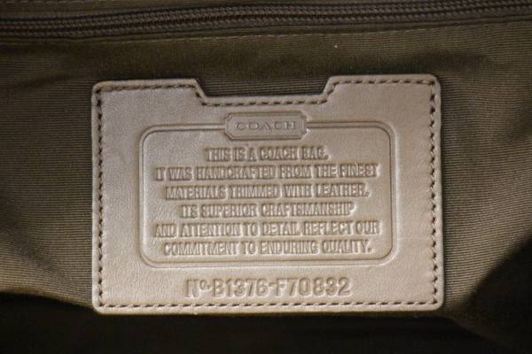 一目で分かるカッコ良さ！COACH(コーチ) F70832！！ -[トレファク