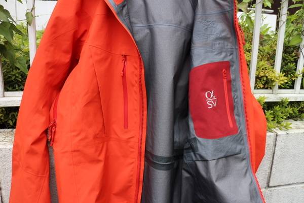 ARC'TERYX(アークテリクス)】人気、実力ともにNo.1モデル ARC'TERYX(アークテリクス)】人気、実力ともにNo.1モデル