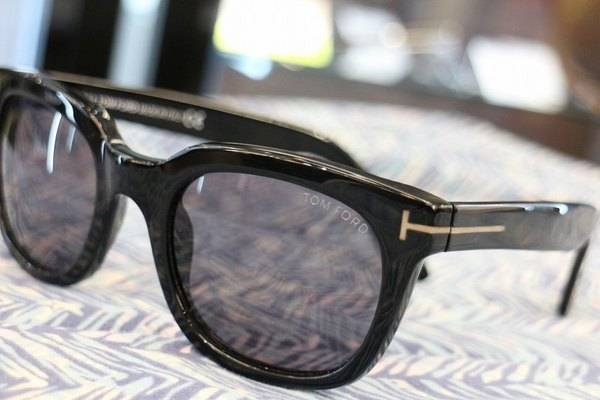campbell TF198 01A トムフォード サングラス ウェリントン 黒 campbell TF198 01A トムフォード サングラス ウェリントン 黒
