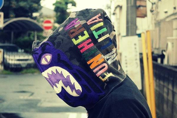 アベイシングエイプ バットマン フード付きパーカー A BATHING APE（ア