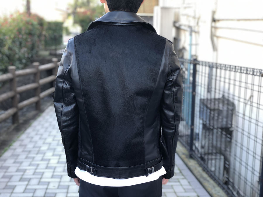 COMME des GARCONS × Lewis Leathers】よりハラコ切替ダブルライダース