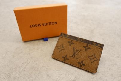 「ラグジュアリーブランドのLOUIS　VUITTON 」