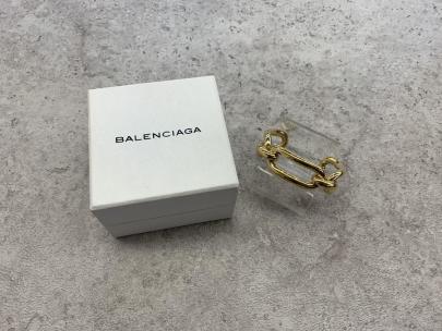 「ラグジュアリーブランドのBALENCIAGA 」